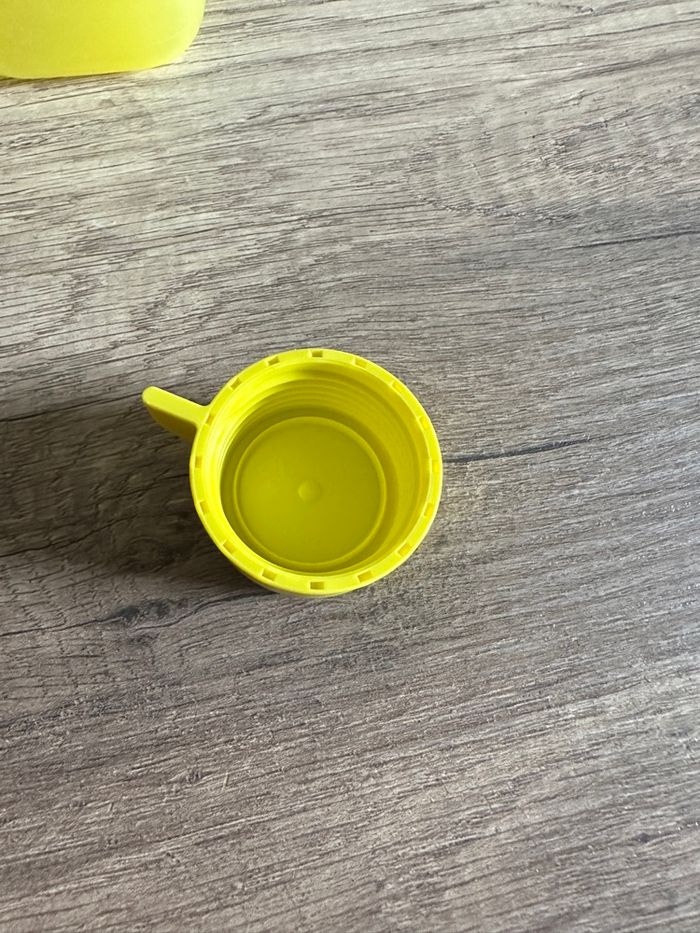Bouteille jaune Tupperware 500ml - photo numéro 7
