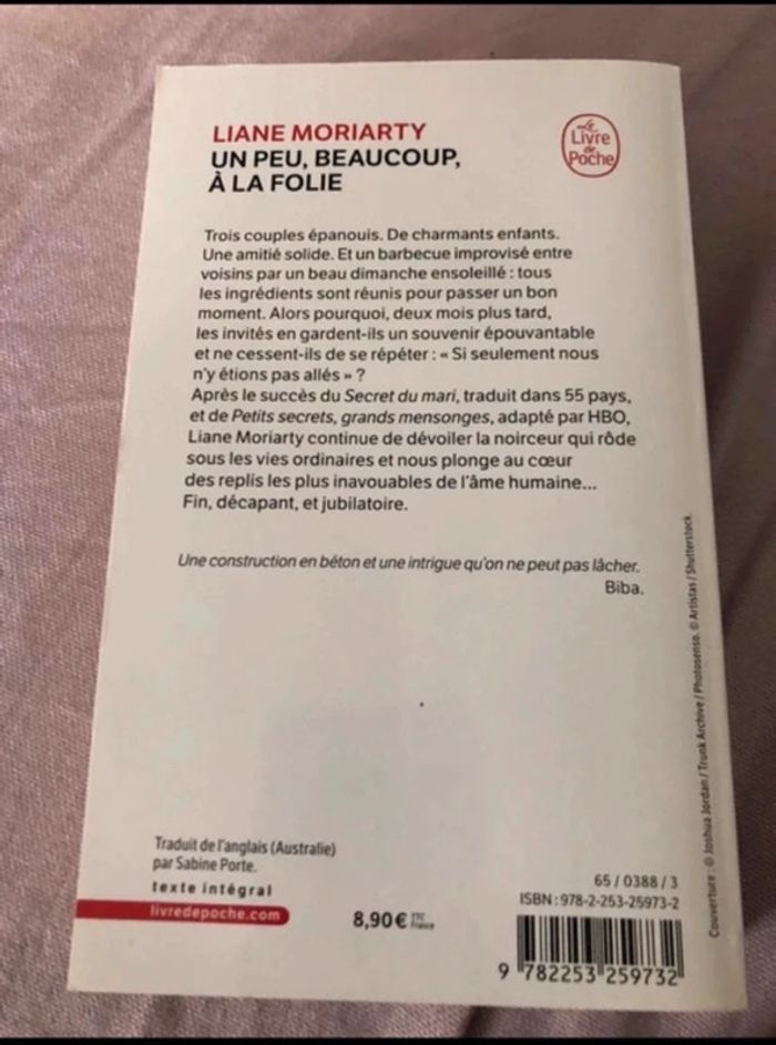 Livre Un peu, beaucoup, à la folie Liane Moriarty - photo numéro 2