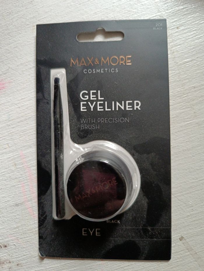 Eyeliner