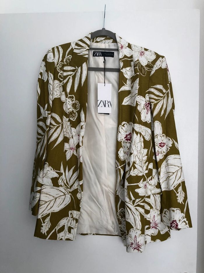Superbe beau ensemble tailleur lin et viscose  veste blazer + pantalon neuf avec étiquette taille M - photo numéro 3