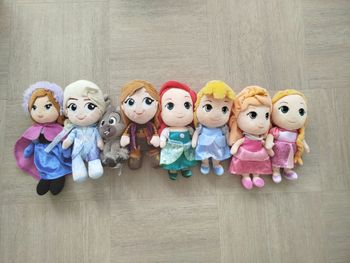 Peluches des princesses Disney