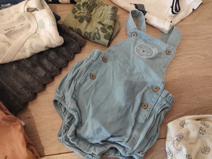 Lot  vêtements 3 mois - photo numéro 4