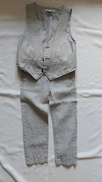 Pantalon et gilet la halle 4 ans