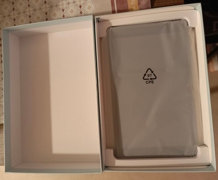 Tablette LOGICOM 8" F884 HD, mémoire interne 64 Go, RAM 4 Go, couleur Noir, extensible via micro SG (250Go max), Wi-Fi, Bluetooth, état neuf - photo numéro 4