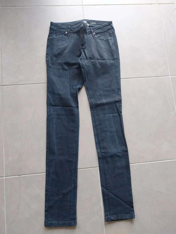 Jean's gris/noir serre  en bas  T38 - photo numéro 2
