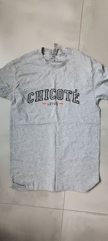 T-shirt chicoté gris