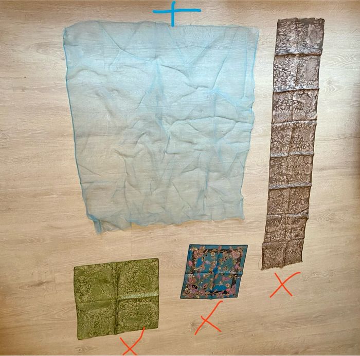 Dix foulards - photo numéro 3