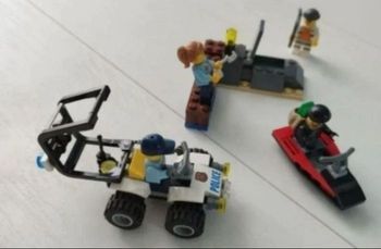 LEGO CITY 60127_l'ensemble de démarrage de la prison en haute mer