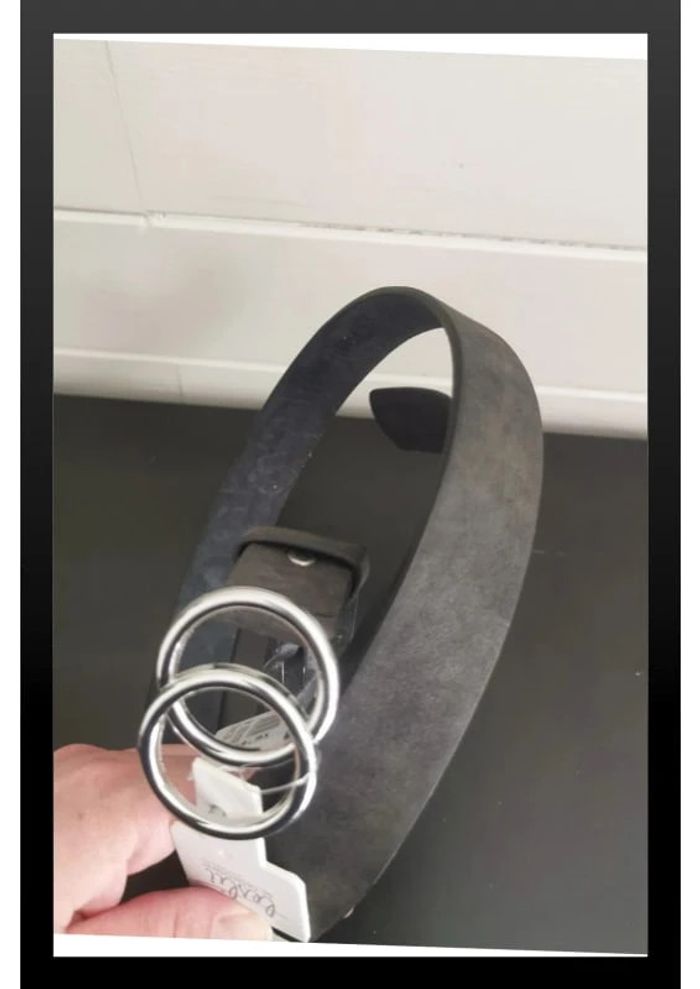 Ceinture en cuir noir pour femme - photo numéro 2