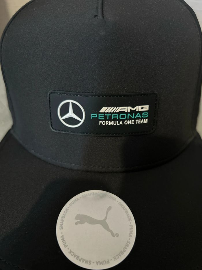 Casquette AMG Petronas Mercedes Puma - photo numéro 2