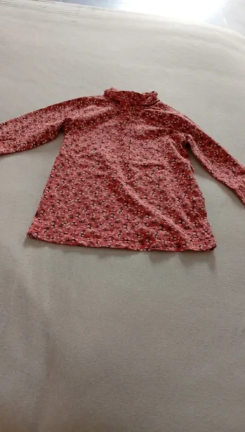 Pull tape à l'oeil taille 3 ans -98