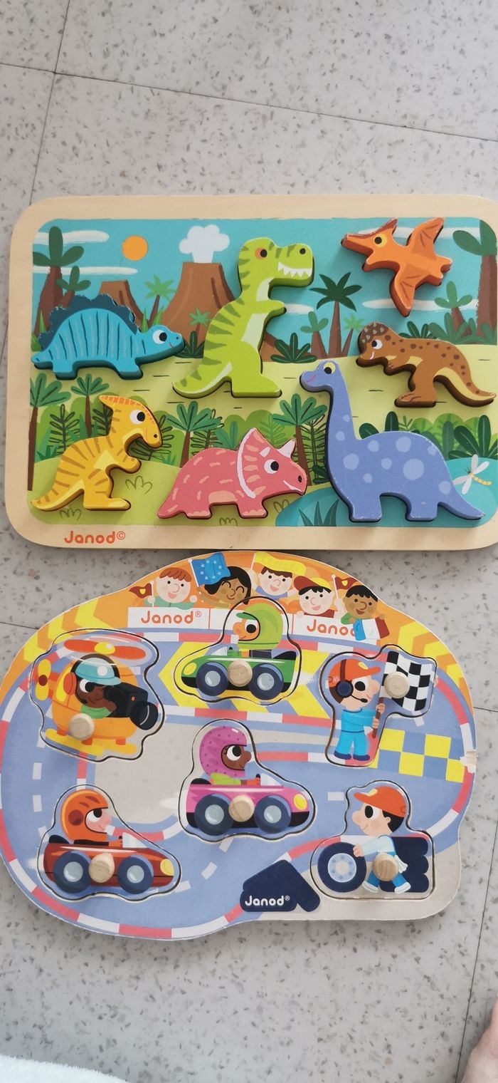 Puzzle en bois dinausore et course de vitesse janod