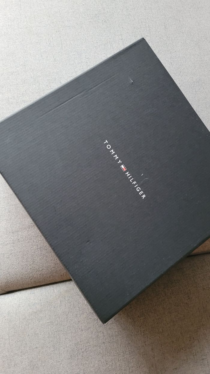 Bottines noires Tommy Hilfiger en cuir neuves - photo numéro 6
