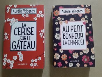Lot 2 livres Aurélie VALOGNES Cerise + Petit bonheur TBE