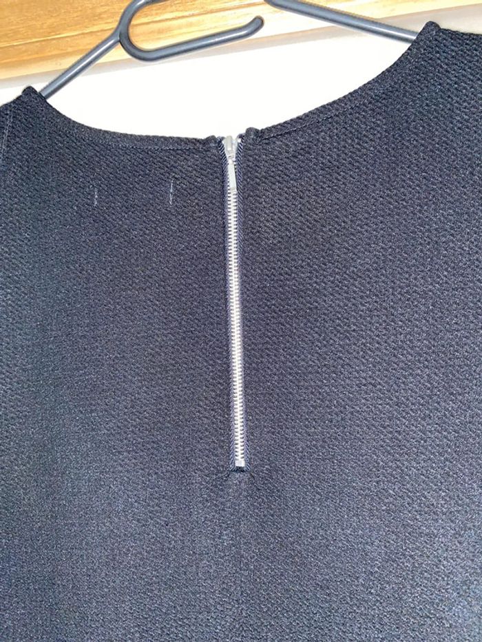 Petite robe noire  taille 44 Tex - photo numéro 4