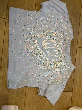 Teeshirt Nike taille s enfant