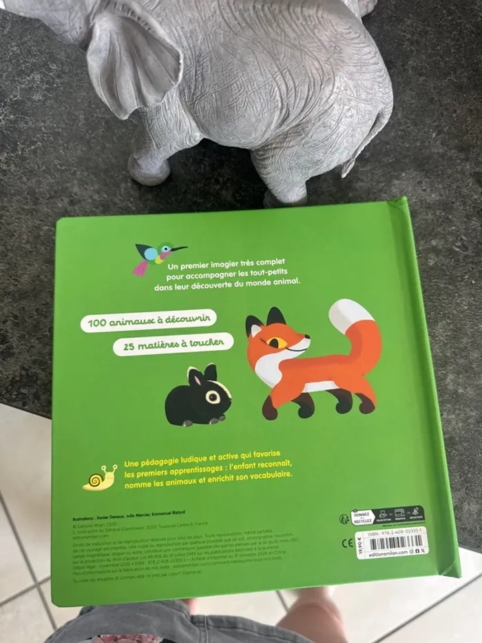 Magnifique livre mon imagier des animaux à toucher 25 matières 100 animaux neuf - photo numéro 5