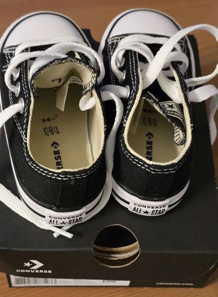 🥰🤩superbes  Baskets CONVERSES ALL STAR  Pointure 22 unisex (mises 1h)!!🥰🤩 - photo numéro 5
