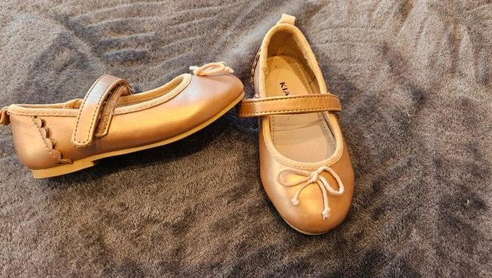 Ballerine / sandale / fille / taille 22 / chaussure