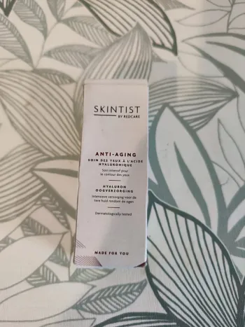 Skintist by redcare soin des yeux à l'acide hyaluronique 15ml valeur 20€