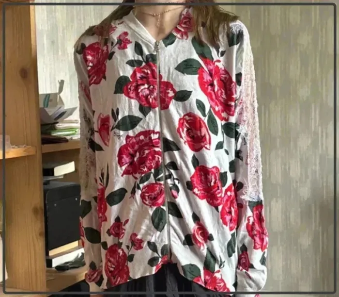 Veste motif floral taille 38 marque liu jo