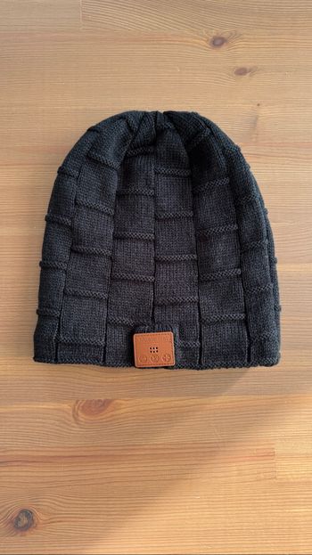 Bonnet noir Bluetooth