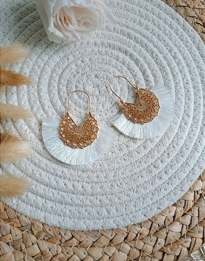 🌸 Très jolies boucles d'oreilles 🌸 - photo numéro 3