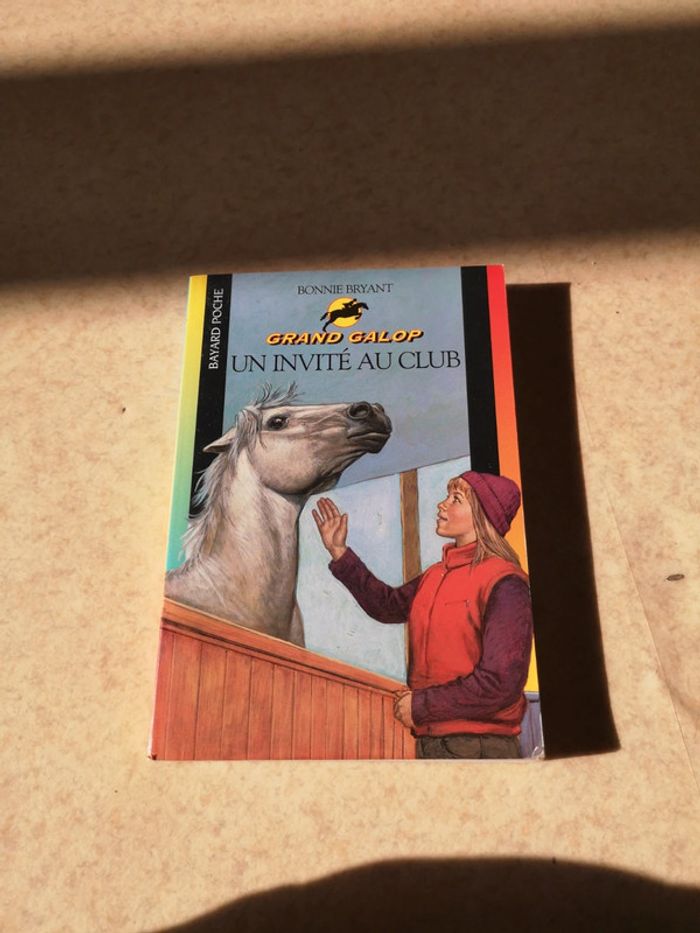 Un invité au club - photo numéro 1