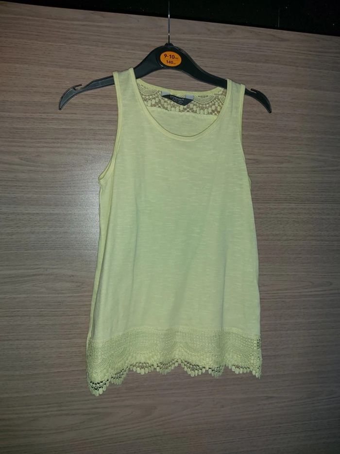 Top macramé taille 9/10 ans 140cm primark