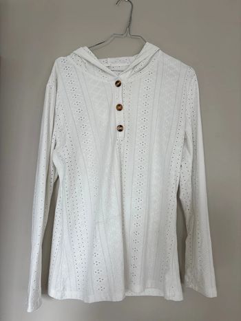 Pull léger à capuche