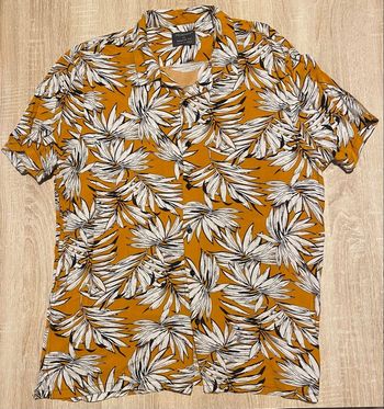 Chemise à fleurs