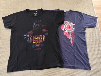 T-shirt Superman taille L , très bon état + cadeau