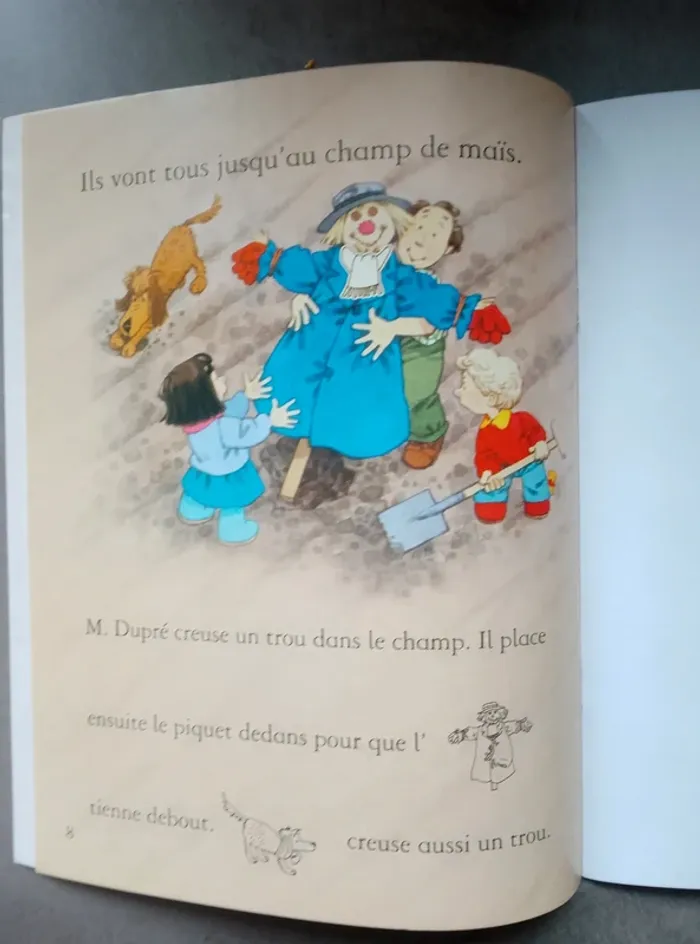 Livre enfant - les contes de la ferme autocollants - Le secret de l'épouvantail - photo numéro 4