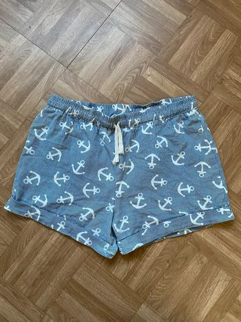 Short court bleu avec motif d’ancres vintage