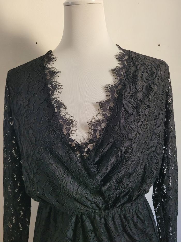 Robe dentelle noire le temps des cerises 34 - photo numéro 2