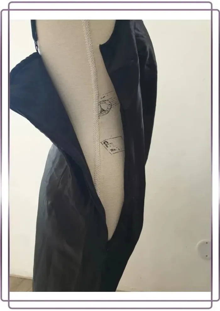 Robe noire shein taille M, très bon état, - photo numéro 5