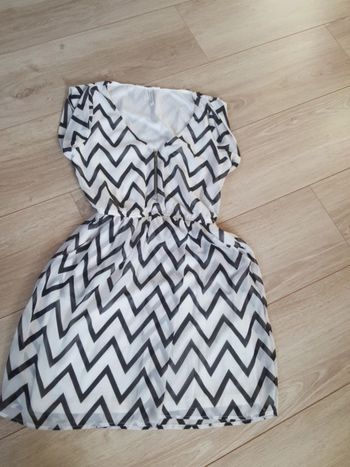 robe légère Stradivarius taille s