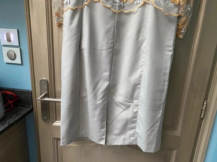 Robe sans manche grise avec boléro en dentelle orange taille 50/52 - photo numéro 7