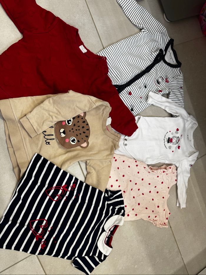 Lot vêtement 6 mois fille