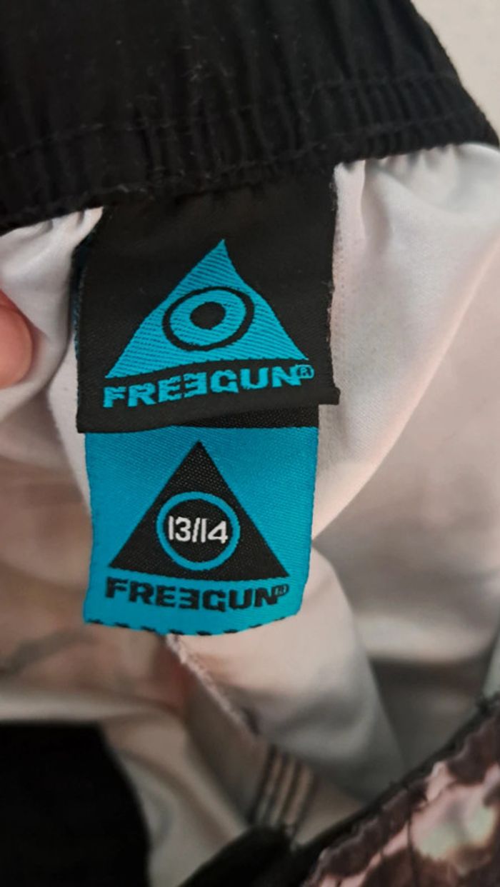Short Freegun 13/14 ans - photo numéro 3