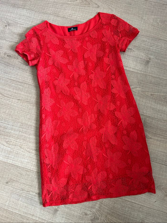 Robe rouge en dentelle One Step taille 38 TBE - photo numéro 7