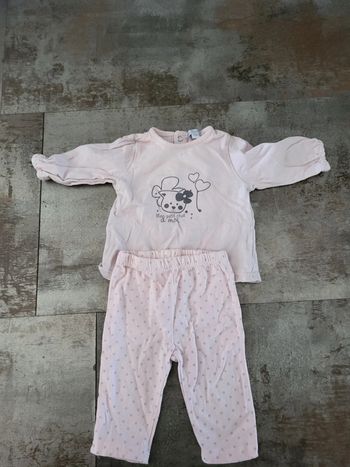 Ensemble t shirt et legging 3 mois