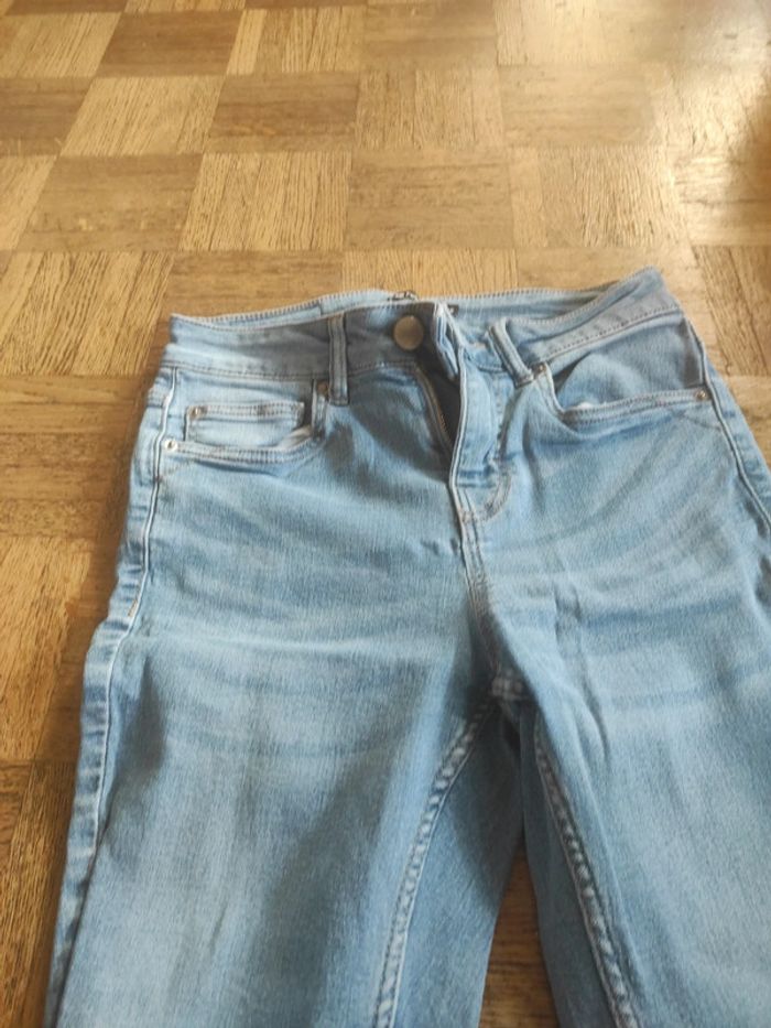 Jean taille 36 - photo numéro 2