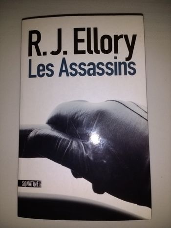 Livre RJ Ellroy les assassins