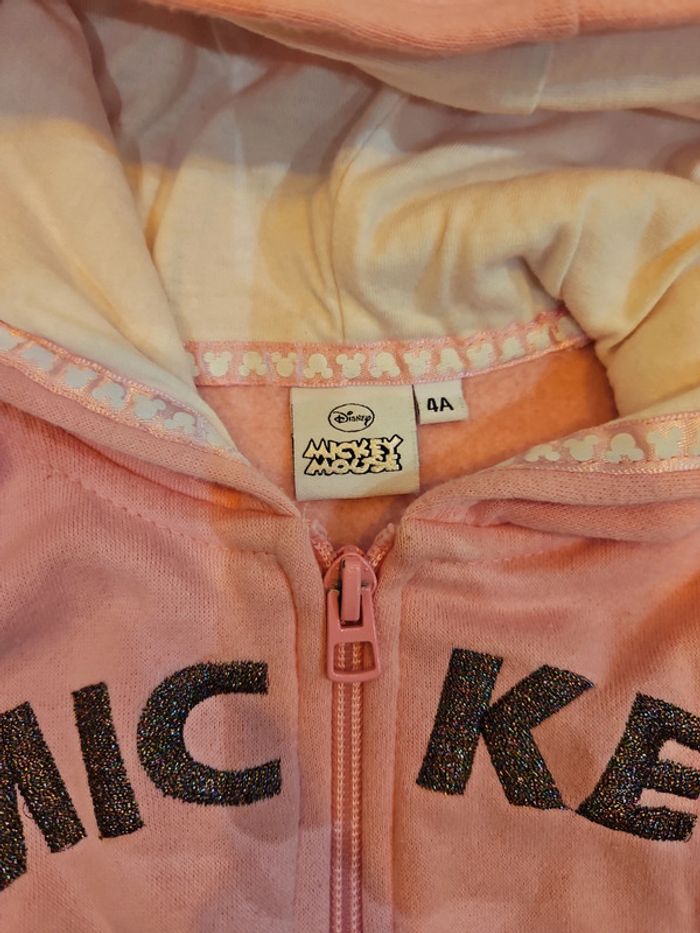 Gilet rose 4ans - photo numéro 2