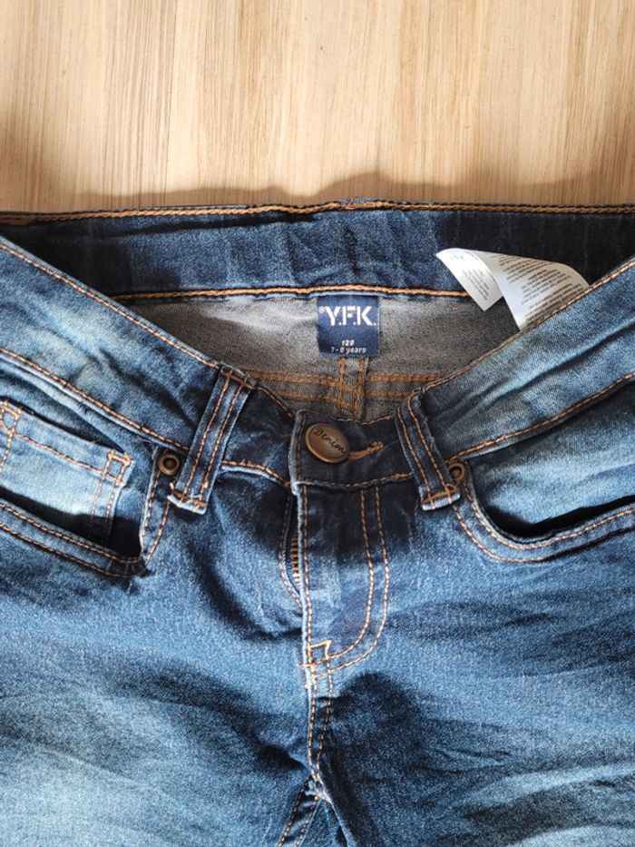 Jeans slim, fille 7-8 ans, jamais porté. - photo numéro 3