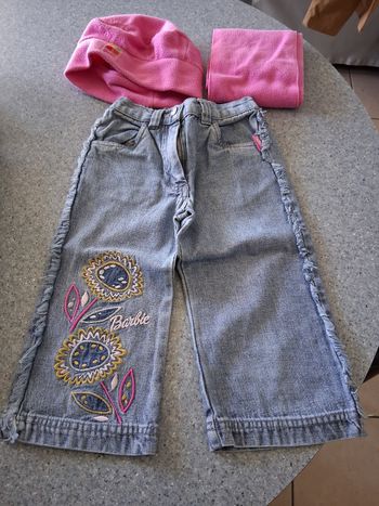Ensemble " barbie " jean + écharpe + bonnet " t- 5 ans"
