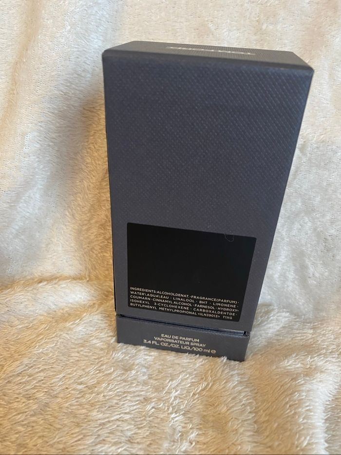 Parfum Tom ford oud wood - photo numéro 3