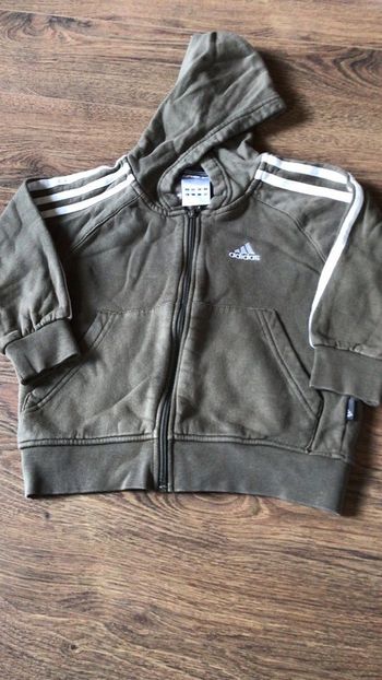 Veste Adidas kaki 4 ans