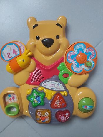 Maxi tableau d'éveil parlant Winnie Disney